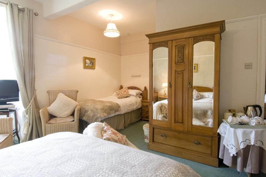 Gogarth Hall Farm Holidays Pennal 외부 사진